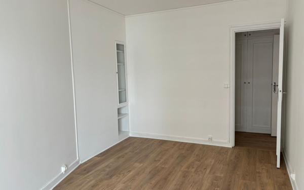 Appartement à louer    2 pièces • 50,36 m2 Paris 12