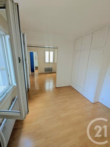 Appartement à vendre  2 pièces - 35 m 2   PARIS  - 75009