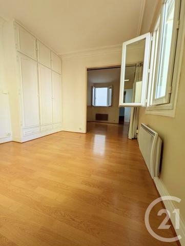 Appartement à vendre  2 pièces - 35 m 2   PARIS  - 75009