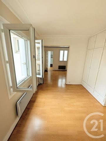 Appartement à vendre  2 pièces - 35 m 2   PARIS  - 75009
