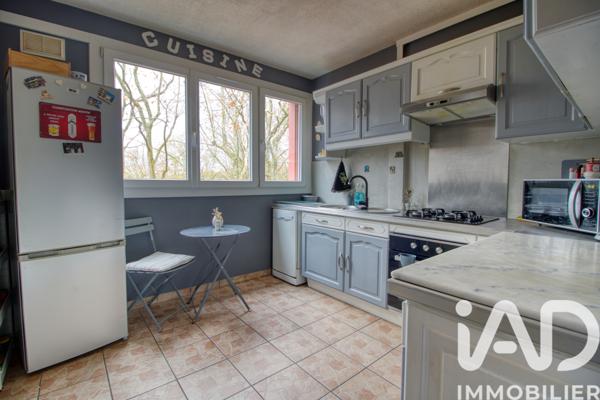 Appartement à vendre 4 pièces 77 m² Aubergenville