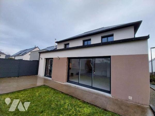 VITRE. Quartier Sud/Bouffort, belle maison contemporaine de 2019 dans lotissement calme, d'une ...