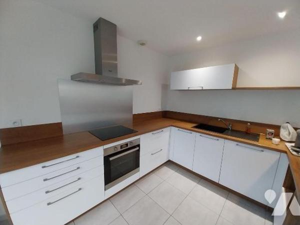 VITRE. Quartier Sud/Bouffort, belle maison contemporaine de 2019 dans lotissement calme, d'une ...