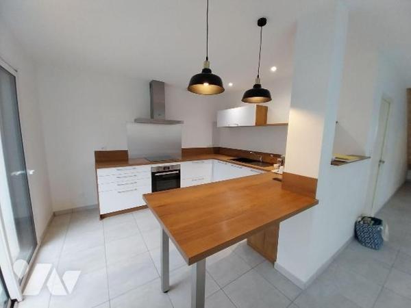 VITRE. Quartier Sud/Bouffort, belle maison contemporaine de 2019 dans lotissement calme, d'une ...