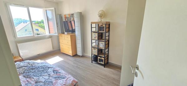 Maison récente sans vis à vis, classe énergétique A.