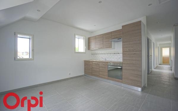 Appartement à louer    3 pièces •  Bernay