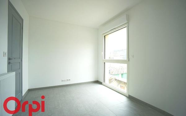 Appartement à louer    3 pièces •  Bernay