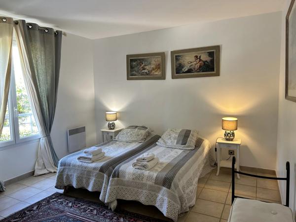 Golf de Pont Royal  Maison de charme, T5, piscine, garage double