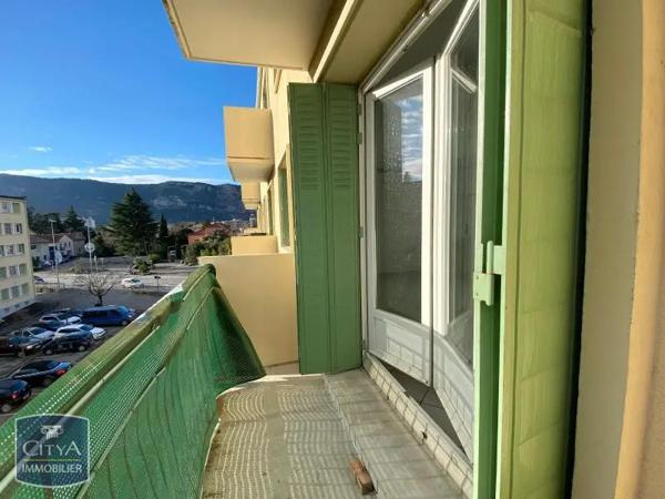 Appartement à louer 3 pièces 68.12m²