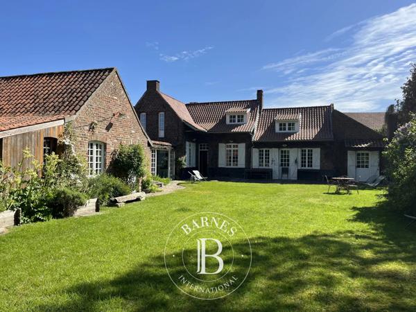 Avelin, Maison 4 Chambres -  197 m² à vendre