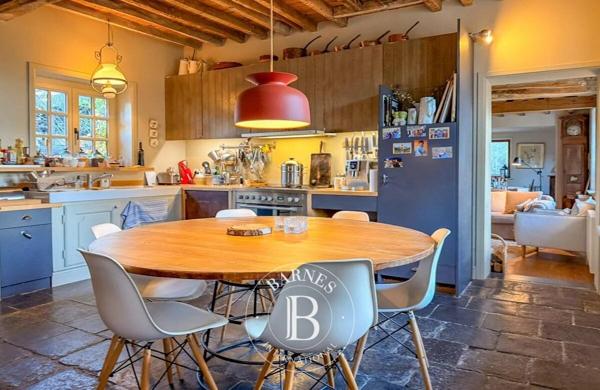Avelin, Maison 4 Chambres -  197 m² à vendre