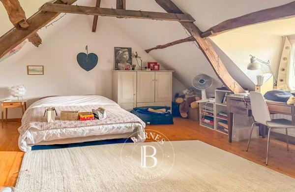 Avelin, Maison 4 Chambres -  197 m² à vendre