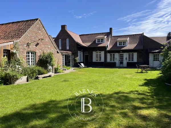 Avelin, Maison 4 Chambres -  197 m² à vendre