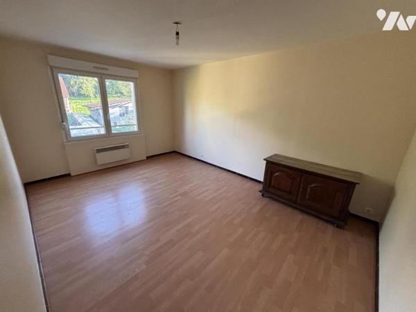 Immeuble de rapport comprenant 2 logements (T3 d'env 85 m² - T6 duplex d'env 150 m²) - secteur calme