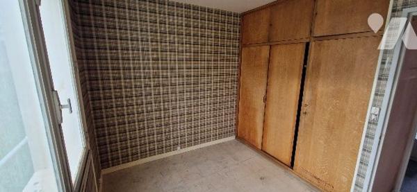 appartement au 1er étage avec balcon