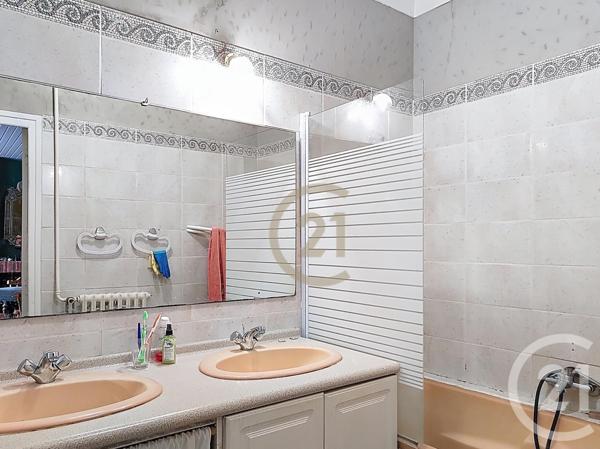 Appartement F4 à vendre  4 pièces - 99 m2 SETE - 34