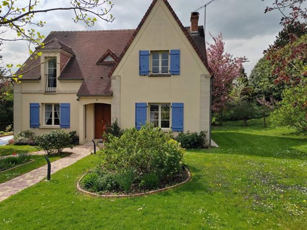 Maison 6 pièces de 150m²