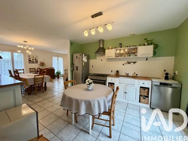 Maison à vendre 5 pièces 118 m² Saint-Pierre-du-Mont