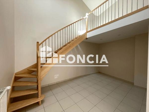 Location Maison 5 pièces 120.3 m² - 70 ROUTE DE ST LAURENT D'OINGT Le Bois D'oingt 69620