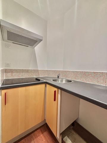 TARASCON - STUDIO - REZ DE CHAUSSEE