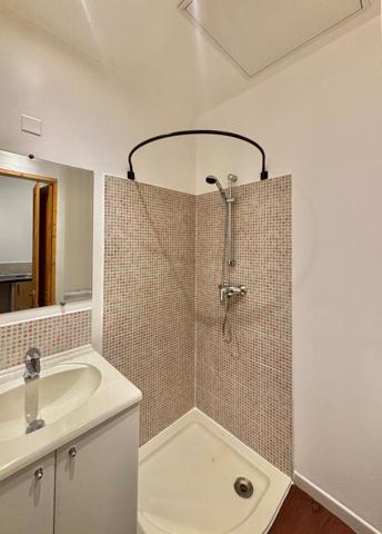 TARASCON - STUDIO - REZ DE CHAUSSEE