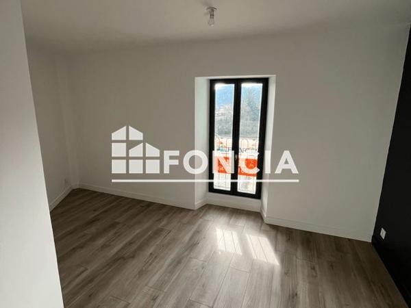 Location Appartement 2 pièces 43 m² - 1 RUE DU 11 NOVEMBRE Meysse 07400