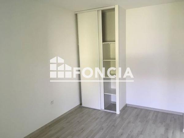 Location Appartement 2 pièces 43.9 m² - 14 RUE DE MENESPEY Le Haillan 33185