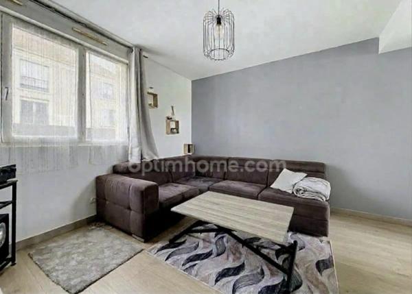 BEAUMONT-SUR-OISE – MAISON FAMILIALE 4 CHAMBRES AVEC JARDIN, TERRASSE ET PISCINE