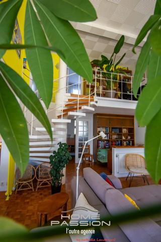 ROYAN - L'ÉLÉGANCE DES ANNÉES 50 AU COEUR DE FONCILLON - APPARTEMENT 4 PIÈCES