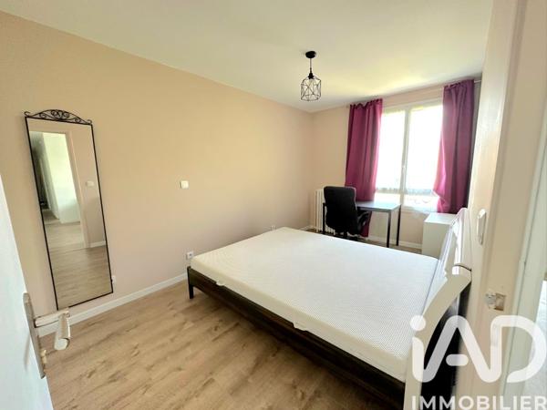 Location appartement 3 pièces 55 m² Clamart