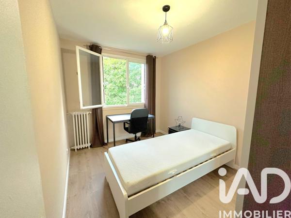 Location appartement 3 pièces 55 m² Clamart