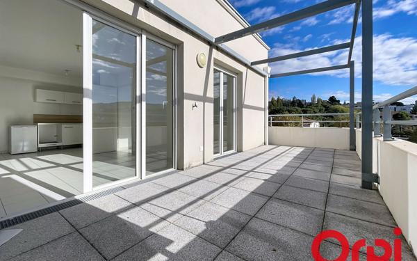 Appartement à vendre    2 pièces • 38 m2 Marseille 12