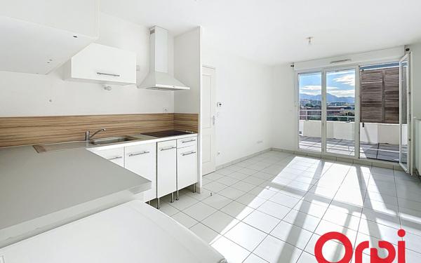 Appartement à vendre    2 pièces • 38 m2 Marseille 12