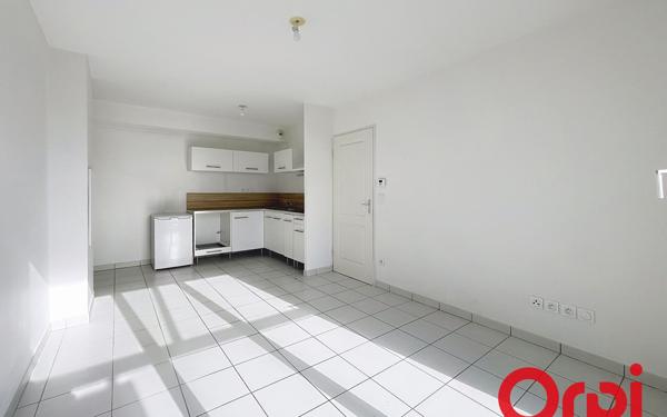 Appartement à vendre    2 pièces • 38 m2 Marseille 12