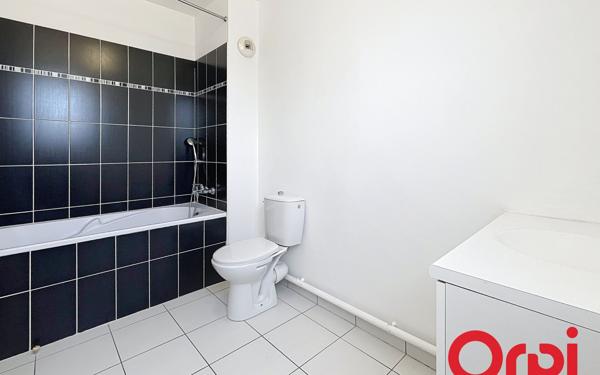 Appartement à vendre    2 pièces • 38 m2 Marseille 12