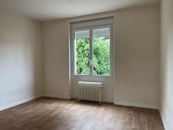 Maison 5 pièces à louer Dangé Saint Romain - 86220 / Réf: 614