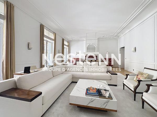 Exclusivité - Paris 8ème - Parc Monceau - Immeuble de grand standing - Appartement 5 pièces d'environ 250 m2 - Cave - Parking en sus