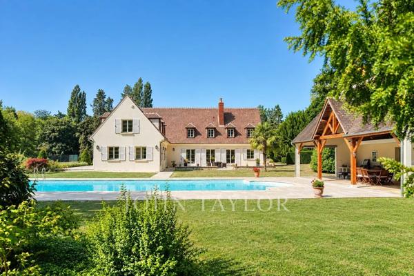 Senlis – Propriété confidentielle au cœur d’un parc de 3 hectares