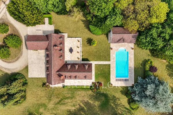 Senlis – Propriété confidentielle au cœur d’un parc de 3 hectares