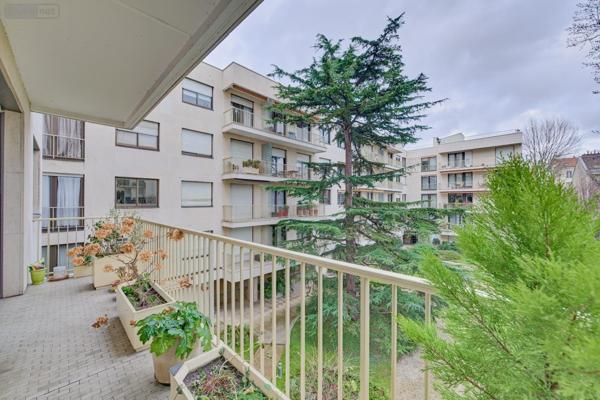 Appartement à vendre à Neuilly-sur-Seine dans les Hauts-de-Seine (92200), ref : 4 PIECES BD J.MERMOZ