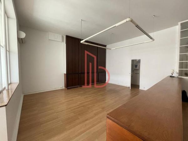 Bureau de 97 m² à louer à Bordeaux Chartrons