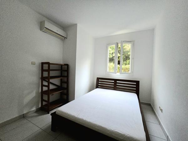 Appartement
         2 pièces
        - 42 m² Exclusivité 115 000 € *