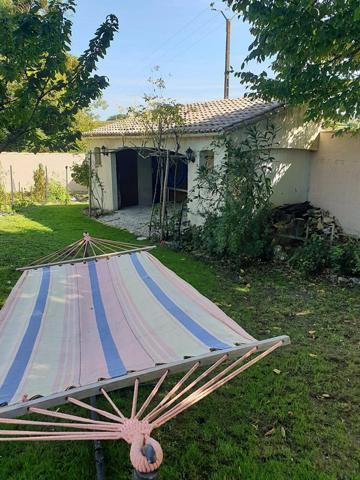 Maison 145 m² pierre à vendre 6 pièces BELLEVIGNE (16) 3/4 Chambres plus piscine,