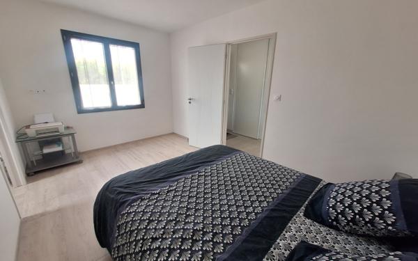 Maison à vendre    4 pièces •  Médis