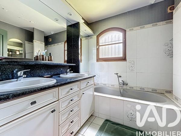 Maison à vendre 9 pièces 206 m² Belberaud