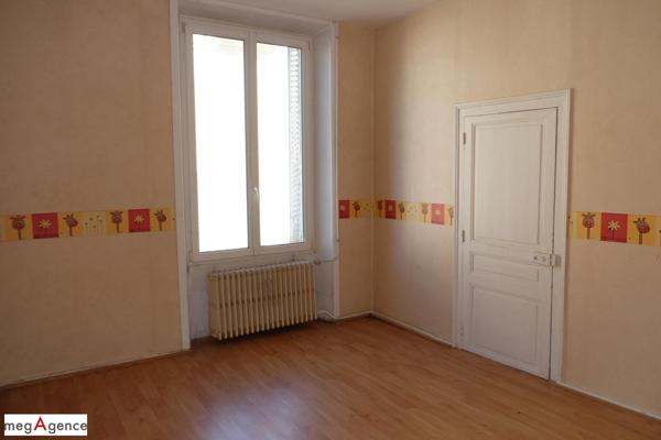 Appartement à TULLE, 19000 - 3 pièces 87m²