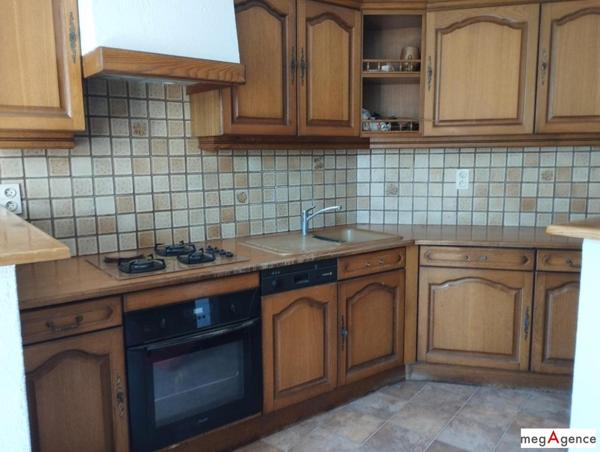 Maison à PELOUSE, 48000 - 6 pièces 155m²