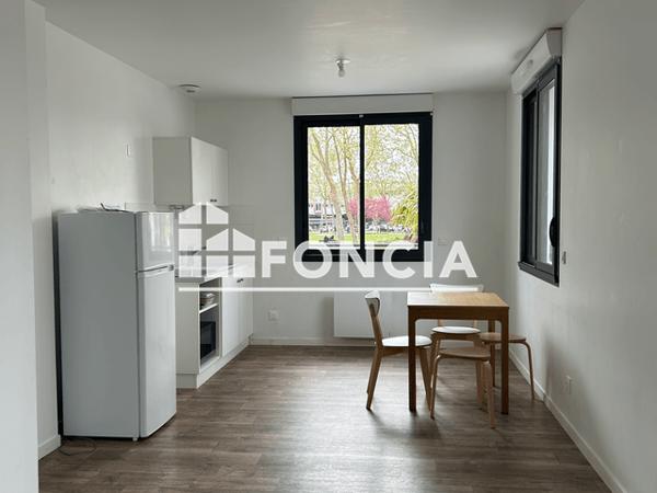 Location Appartement meublé 3 pièces 71.86 m² - 1 RUE CAMBRY Lorient 56100