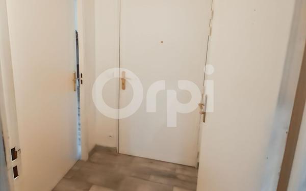 Appartement à louer    2 pièces • 33,71 m2 Nanteuil-le-Haudouin