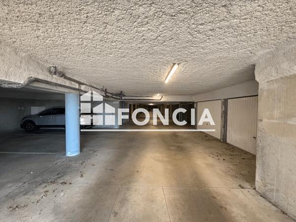 Location Parking - RUE JOSEPH OULHEN Brest 29200